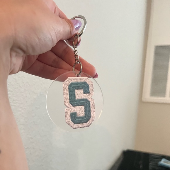 S- Handmade Acrylic Keychain - Picture 1 of 3